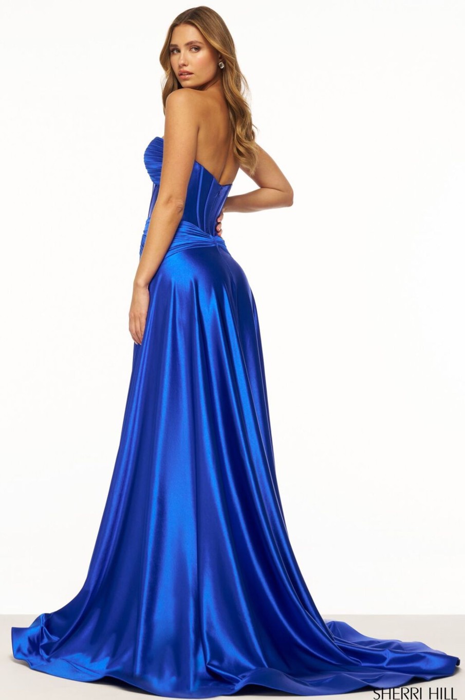 #56396 | Sherri Hill Home Clearance