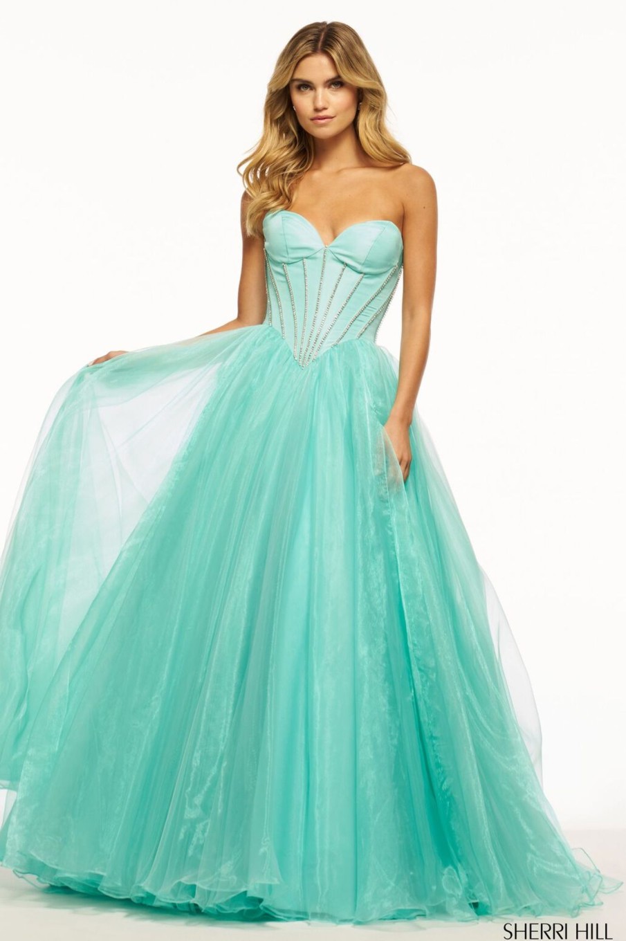 #56028 | Sherri Hill Home Online