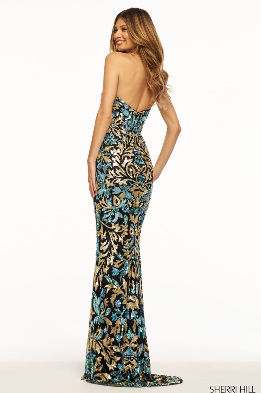 #56080 | Sherri Hill Home Best