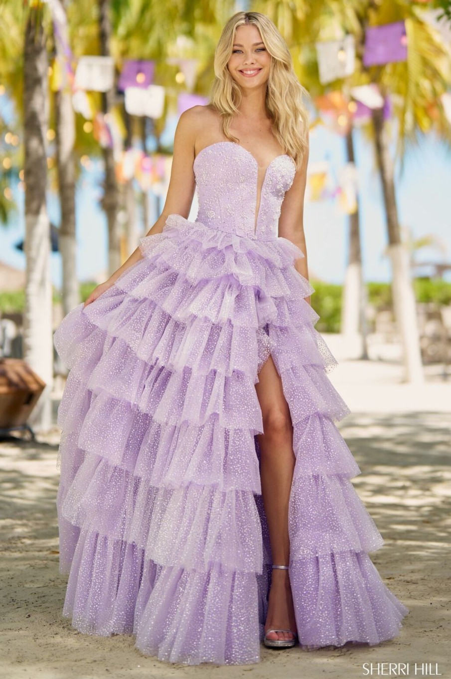 #56139 | Sherri Hill Home Wholesale