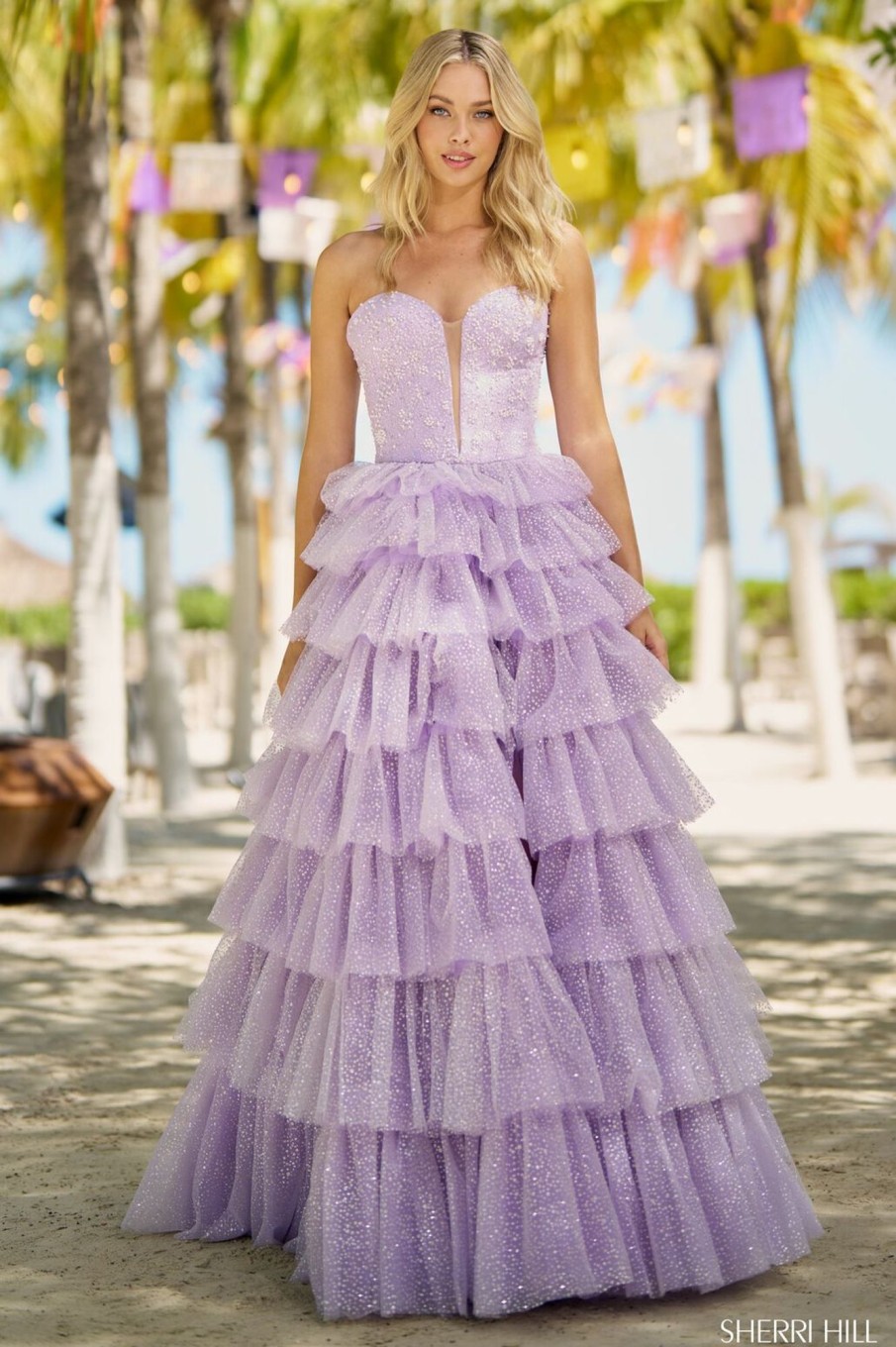 #56139 | Sherri Hill Home Wholesale