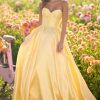 #56133 | Sherri Hill Home New