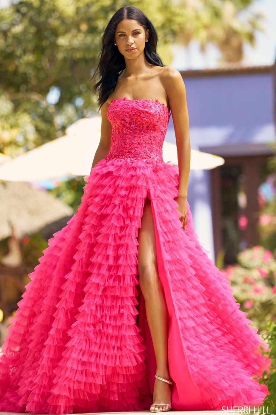 #54189 | Sherri Hill Home Hot