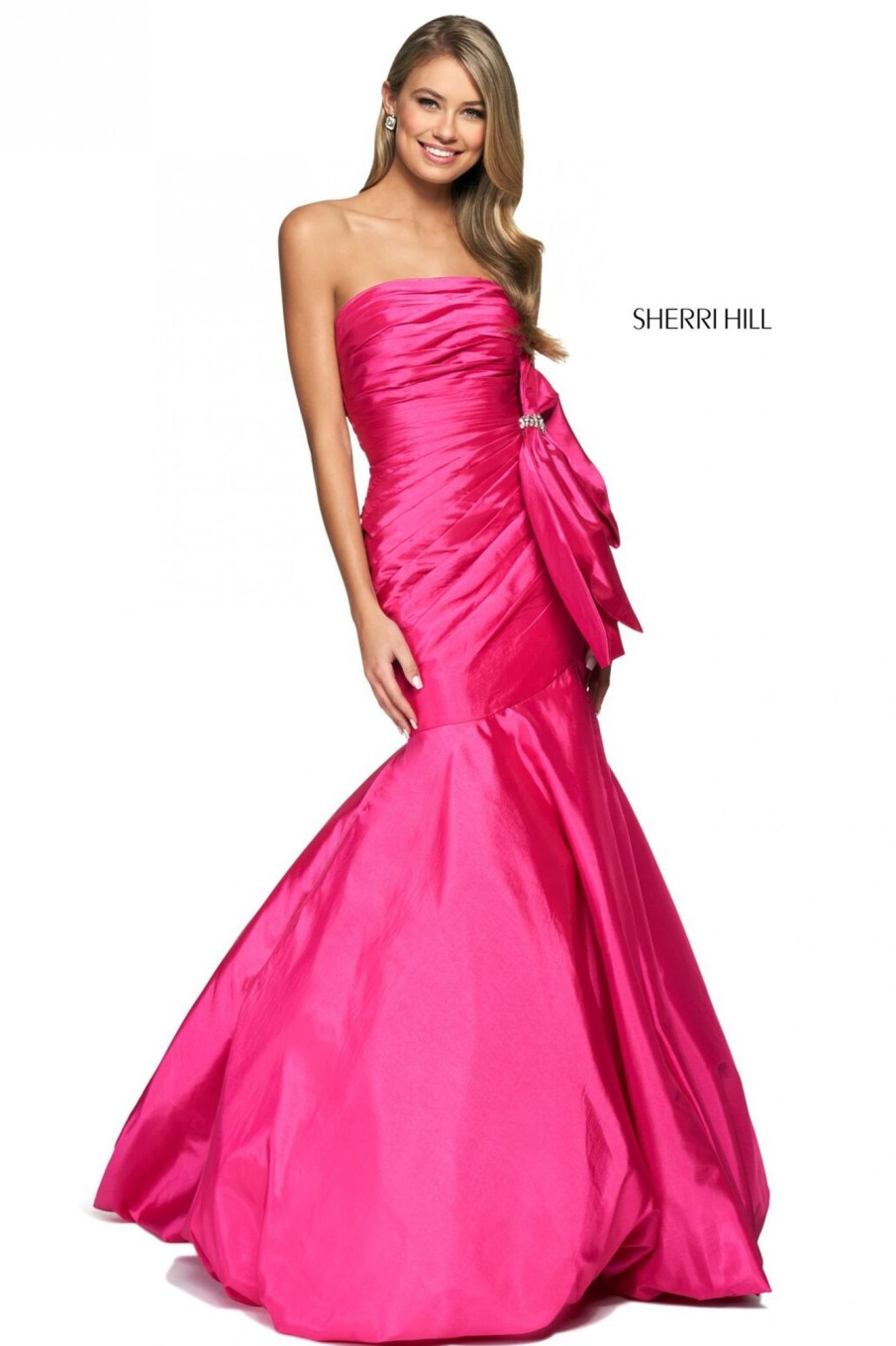 #54027 | Sherri Hill Home New