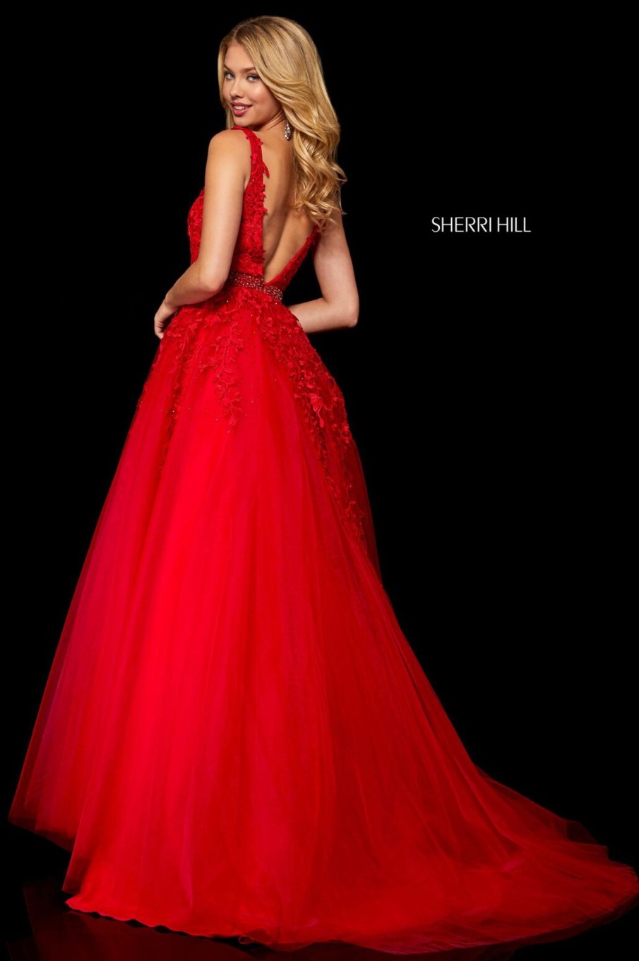 #11335 | Sherri Hill Home Wholesale