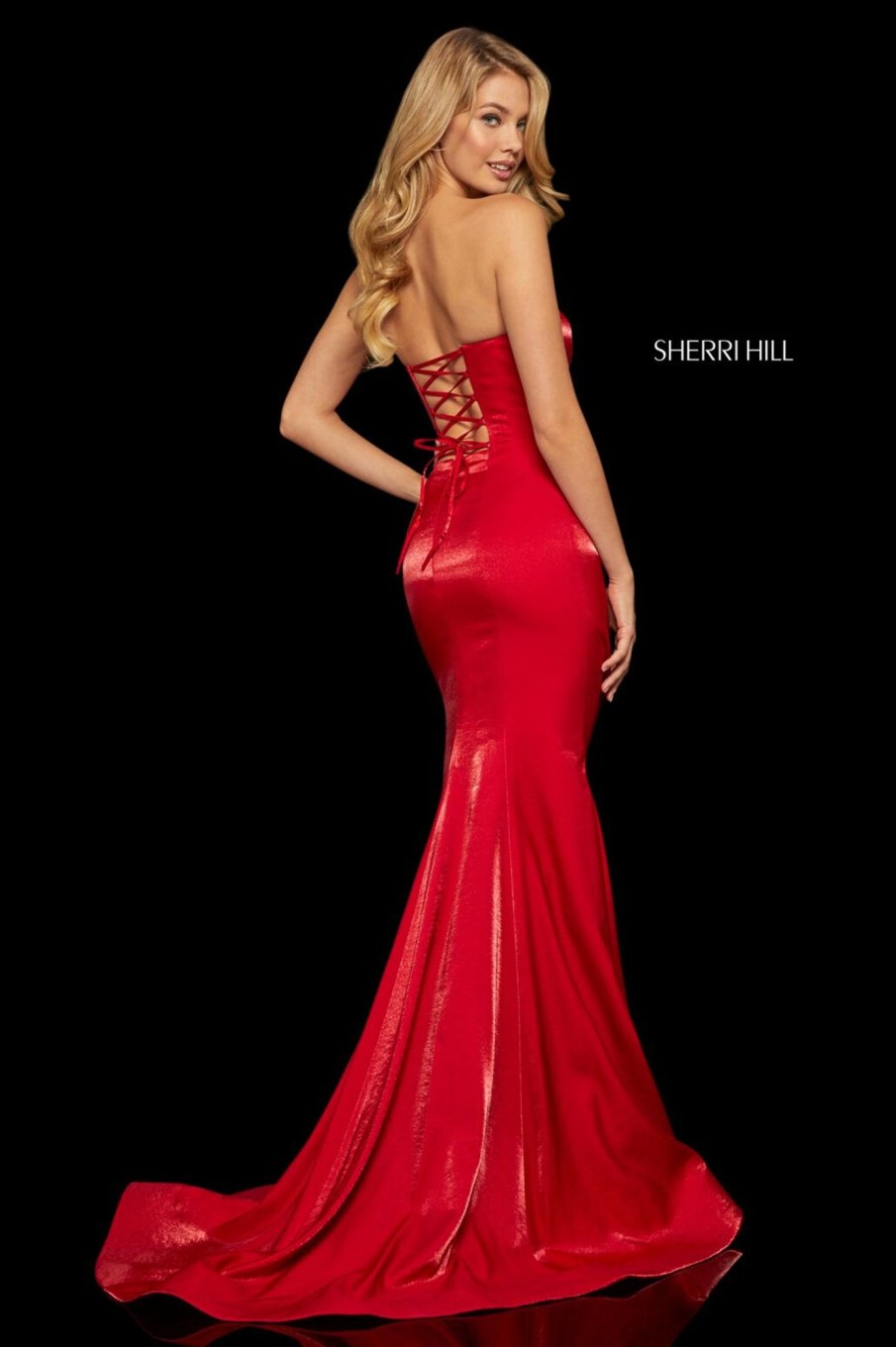 #52961 | Sherri Hill Home Best