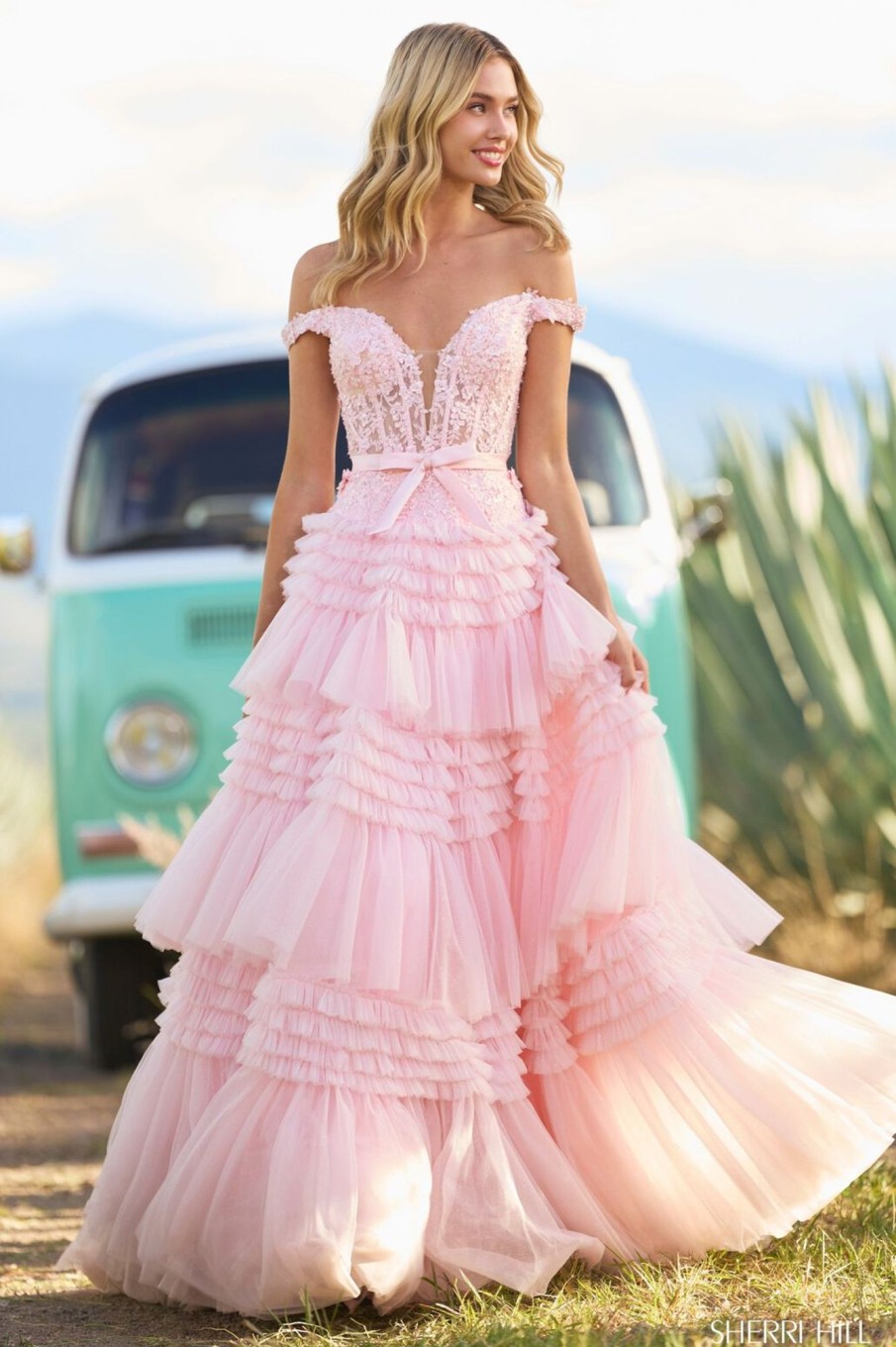 #55309 | Sherri Hill Home Wholesale