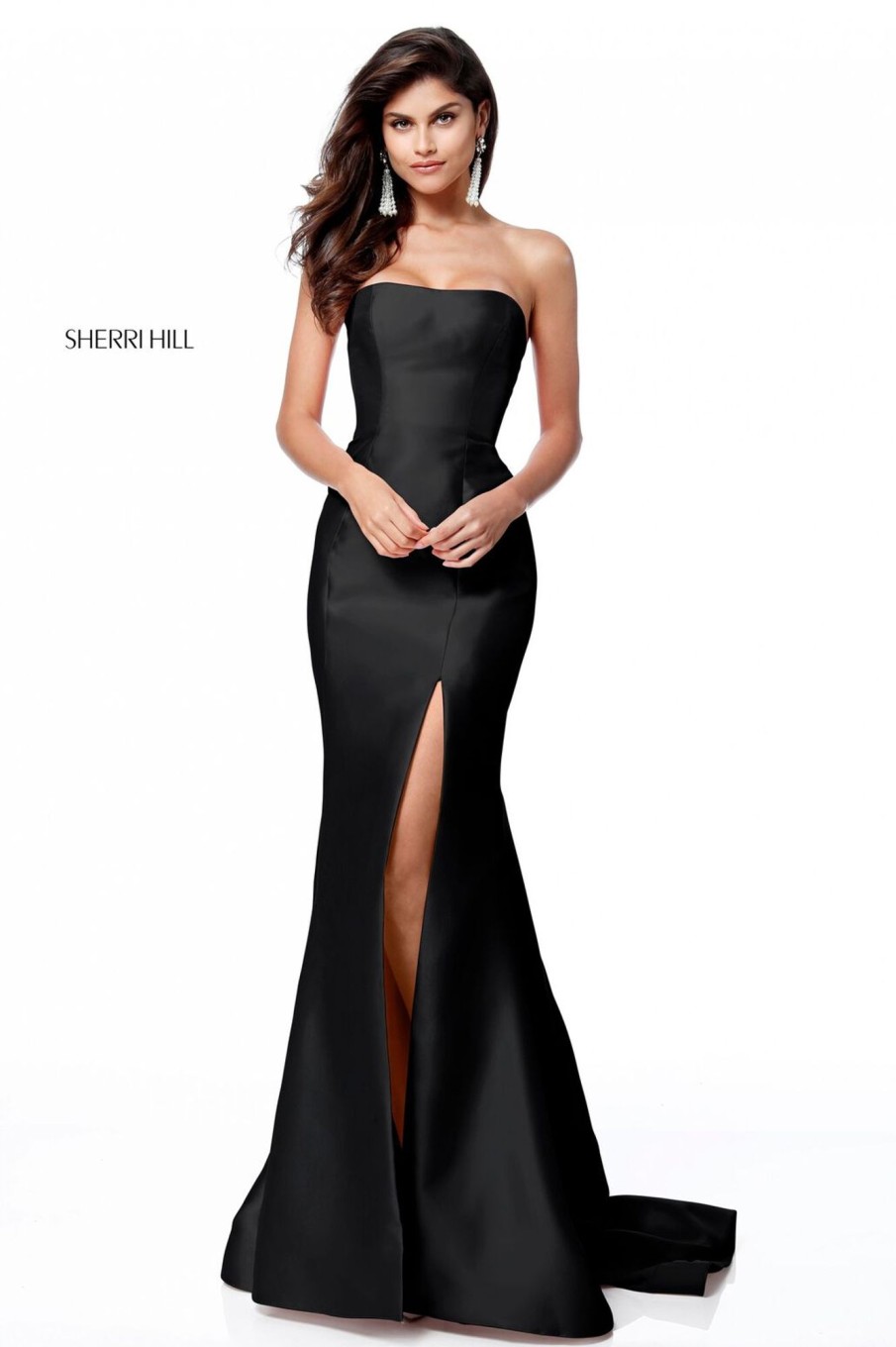 #51671 | Sherri Hill Home Wholesale